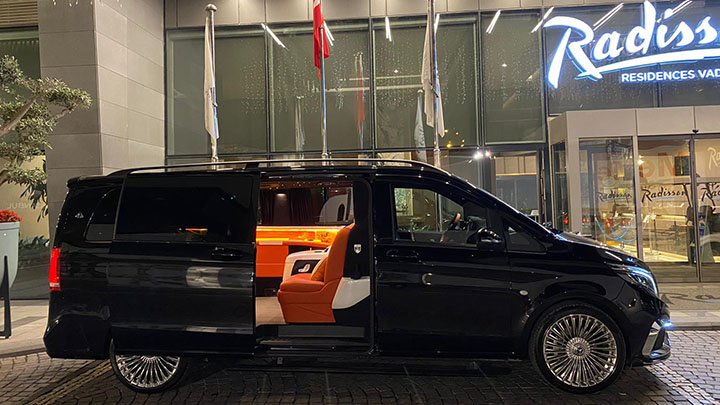Hermes design Ultra VIP Vito Left Side
